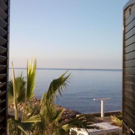 Casa De Sueno En La Playa Villa Adra Kültér fotó