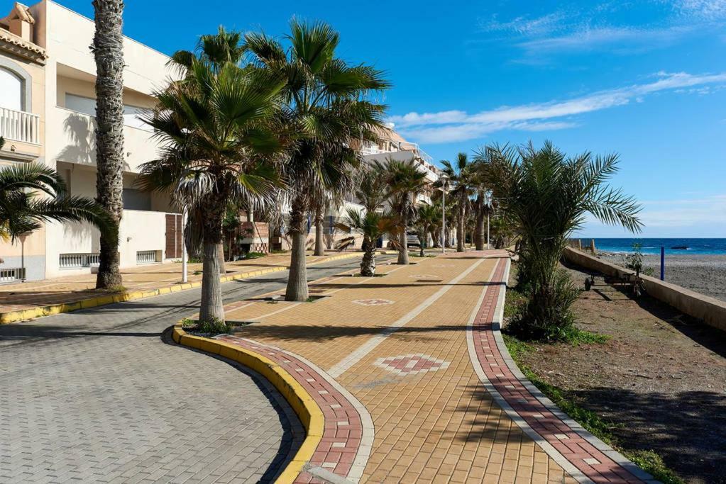 Casa De Sueno En La Playa Villa Adra Kültér fotó