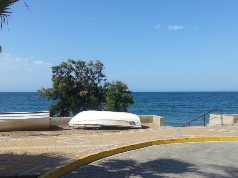 Casa De Sueno En La Playa Villa Adra Kültér fotó