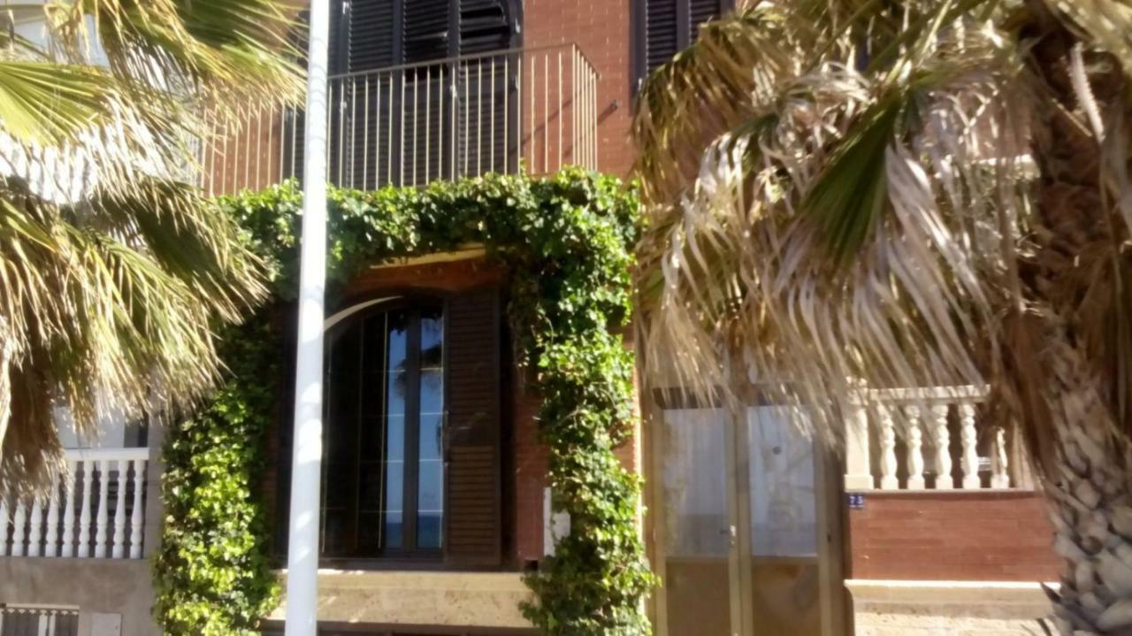 Casa De Sueno En La Playa Villa Adra Kültér fotó