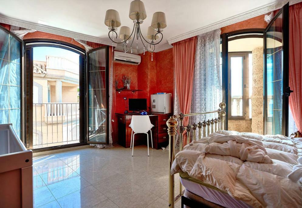 Casa De Sueno En La Playa Villa Adra Kültér fotó