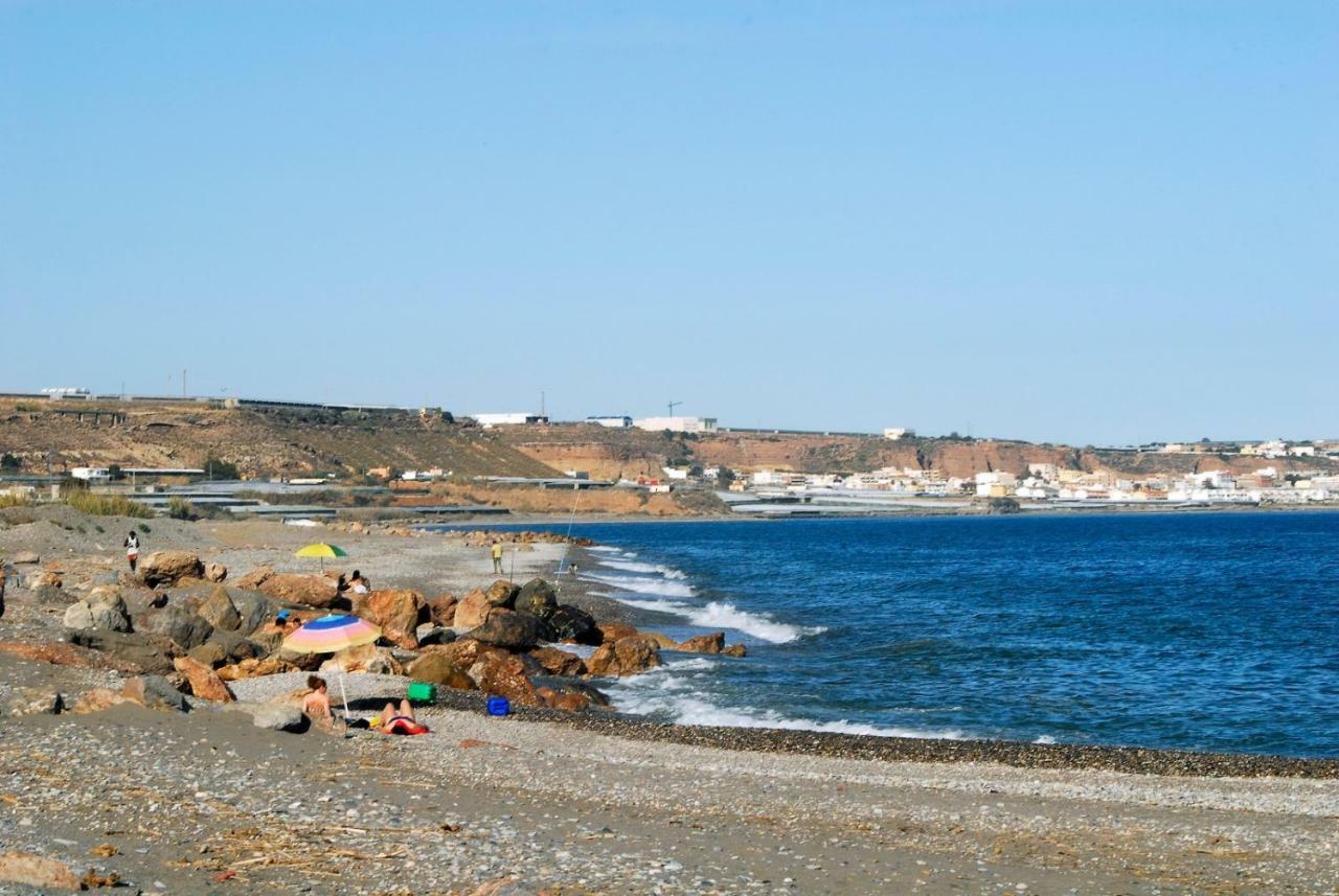 Casa De Sueno En La Playa Villa Adra Kültér fotó