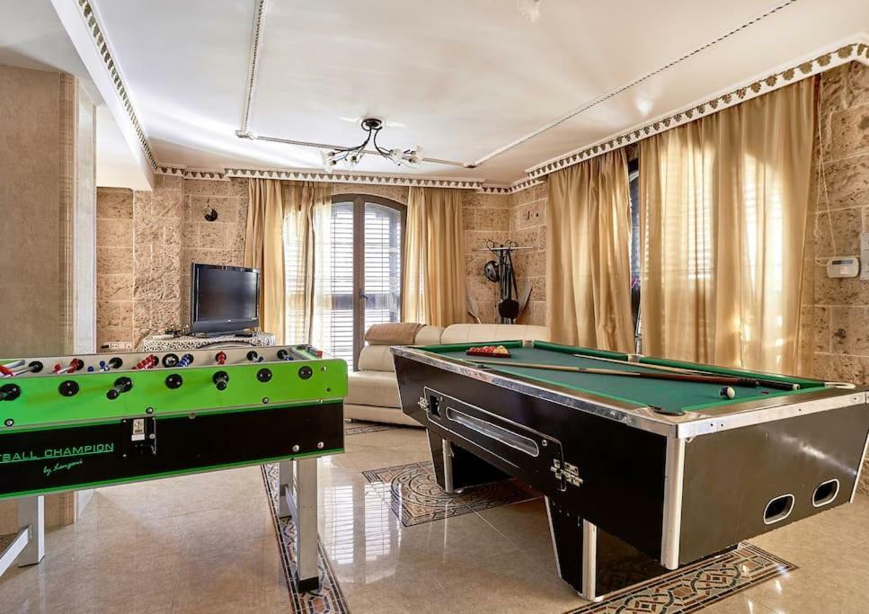 Casa De Sueno En La Playa Villa Adra Kültér fotó